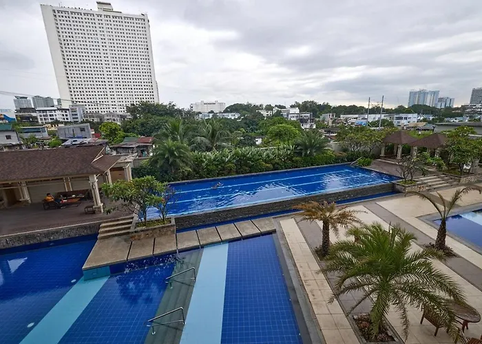 Cozy 1 Br Unit Near Tomas Morato * Manila
