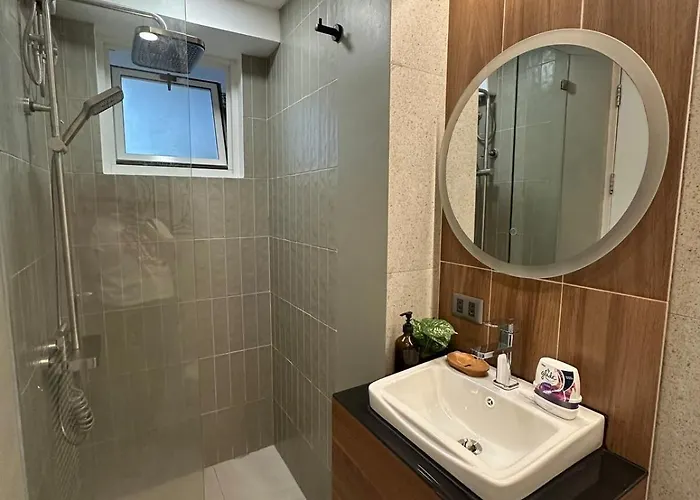 Cozy 1 Br Unit Near Tomas Morato